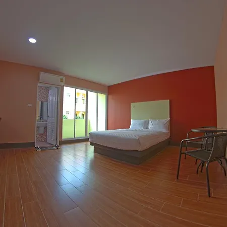 Central Park Hotel Sing Buri Exterior photo