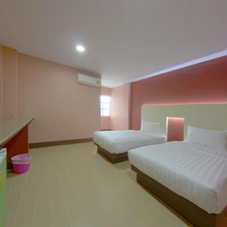 Central Park Hotel Sing Buri Exterior photo