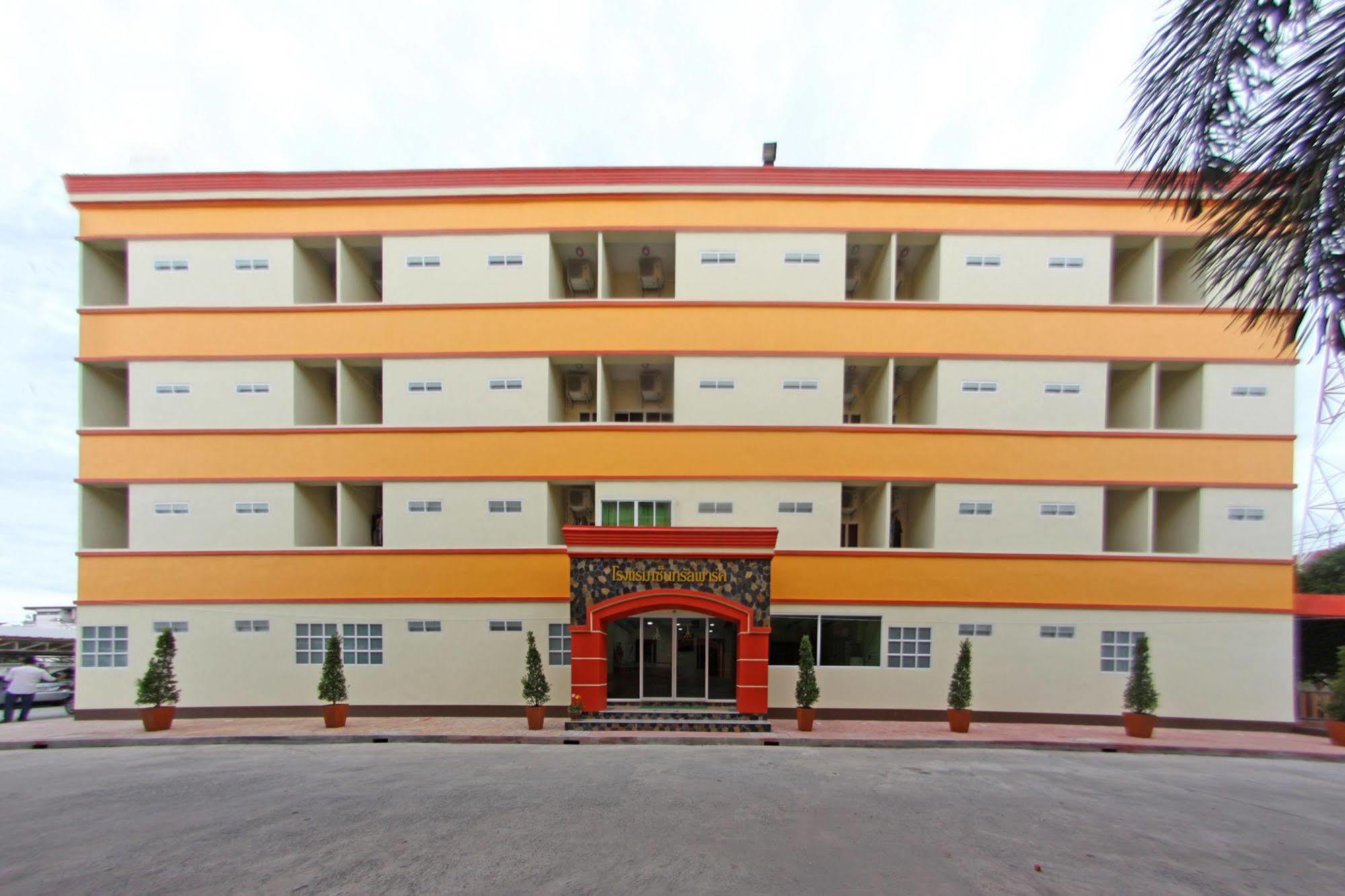 Park Hotel 3*
